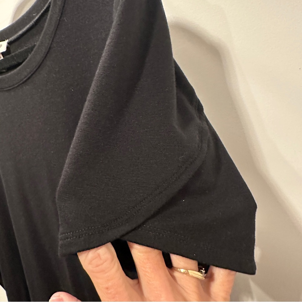 Cable & Gauge Elegant Black Puff Sleeve Blouse 2X - Picture 5 of 7